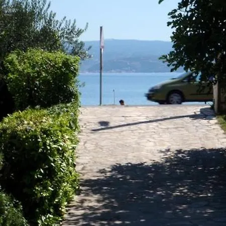 In With Sea View, Balcony, Air Conditioning Wifi 5132-1 Lejlighed *