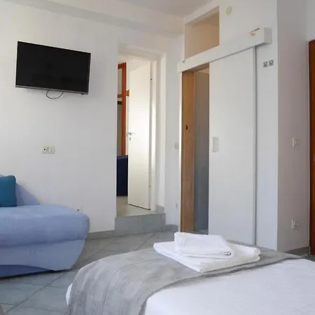 In With Sea View, Balcony, Air Conditioning Wifi 5132-1 Lejlighed Dugi Rat